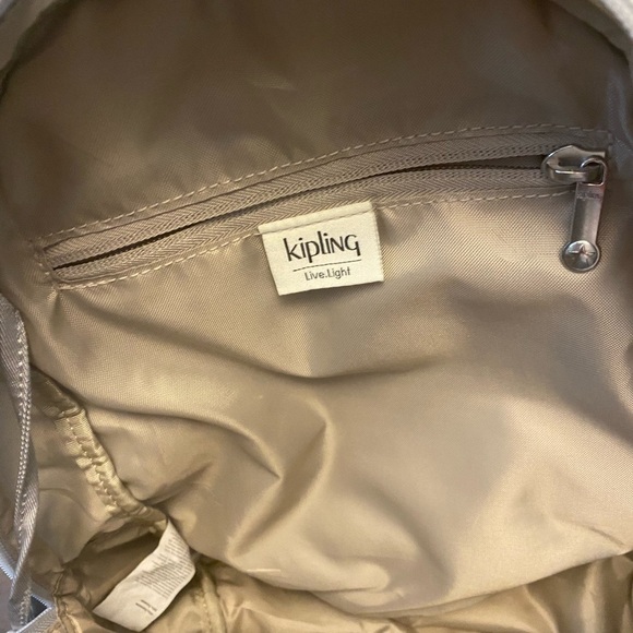 Kilpling Seoul Silver backpack - Picture 11 of 11